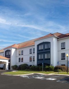 Spark by Hilton Savannah Airport