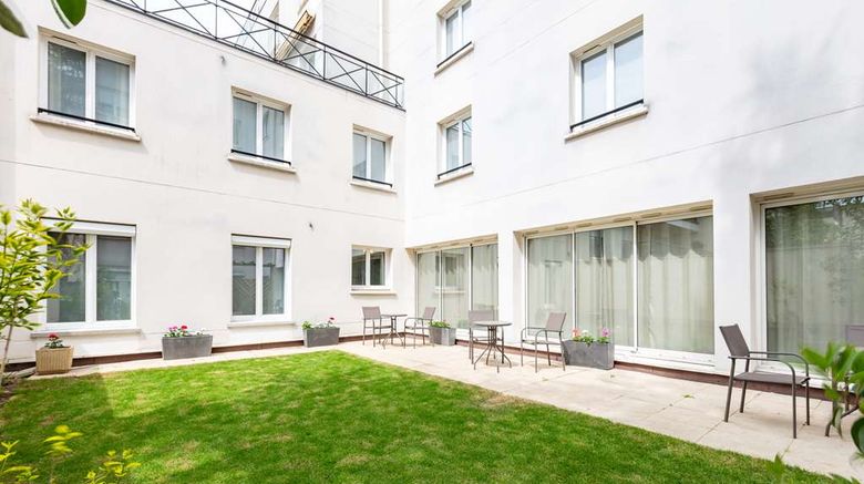 Hotel Montbriand Exterior. Images powered by <a href="https://iceportal.shijigroup.com" target="_blank" rel="noopener">Ice Portal</a>.
