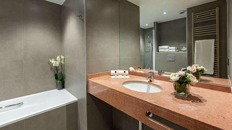 Hotel Montbriand Room
