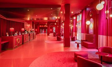 Grand Magic Hotel
