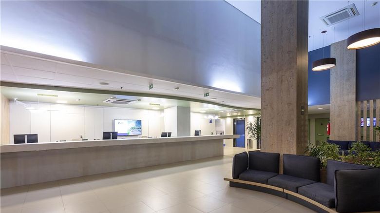 <b>Best Western Salvador Hangar Aeroporto Lobby</b>. Images powered by <a href="https://iceportal.shijigroup.com/" title="IcePortal" target="_blank">IcePortal</a>.
