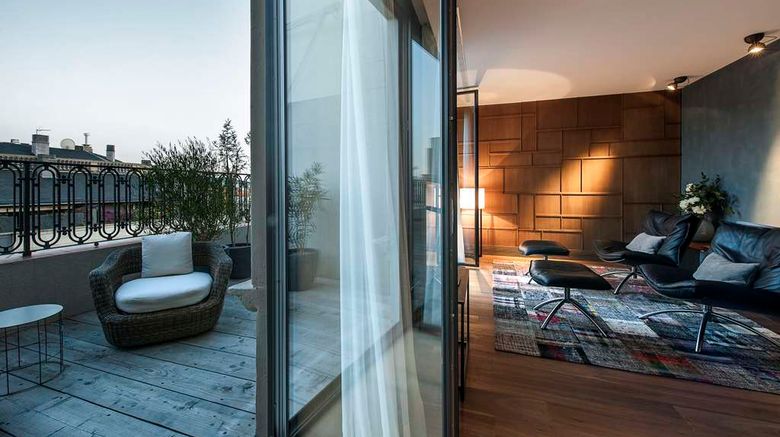 <b>Alma Barcelona Suite</b>. Images powered by <a href=https://www.travelagewest.com/Hotels/Barcelona/