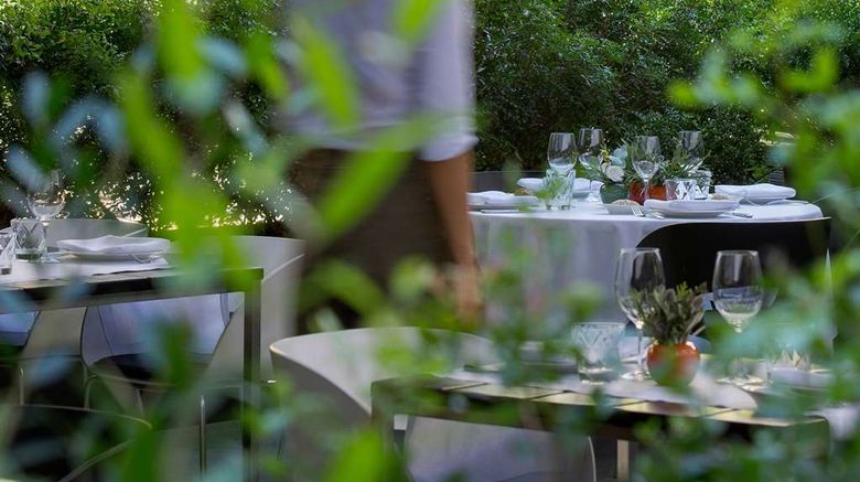 <b>Alma Barcelona Restaurant</b>. Images powered by <a href=https://www.travelagewest.com/Hotels/Barcelona/