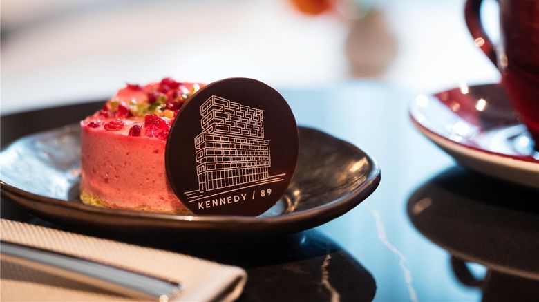 <b>Kennedy 89 Hotel Frankfurt Restaurant</b>. Images powered by <a href="https://iceportal.shijigroup.com/" title="IcePortal" target="_blank">IcePortal</a>.