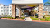 <b>Spark by Hilton Redlands Exterior</b>. Images powered by <a href="https://iceportal.shijigroup.com/" title="IcePortal" target="_blank">IcePortal</a>.