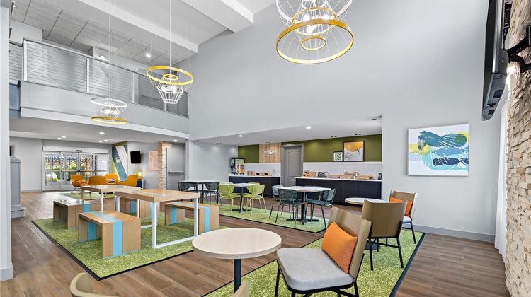 Spark by Hilton Redlands Restaurant