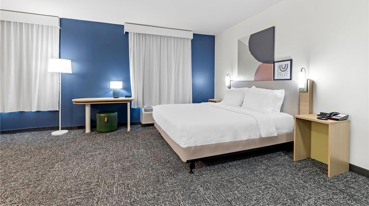 Spark by Hilton Redlands Room