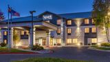 Spark by Hilton Denver Intl Airport Exterior