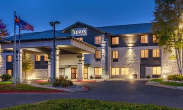 Spark by Hilton Denver Intl Airport