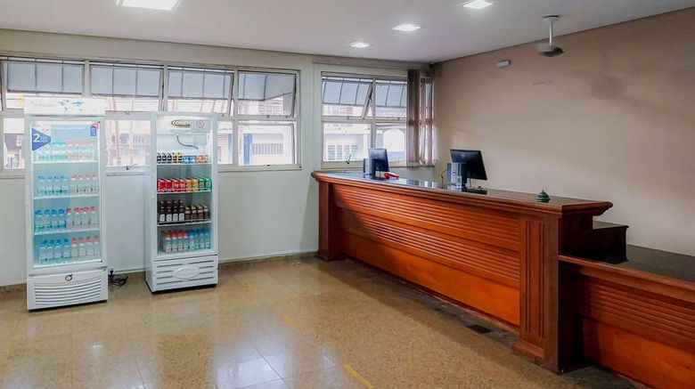 <b>Days Inn by Wyndham Uberlandia Lobby</b>. Images powered by <a href="https://iceportal.shijigroup.com/" title="IcePortal" target="_blank">IcePortal</a>.