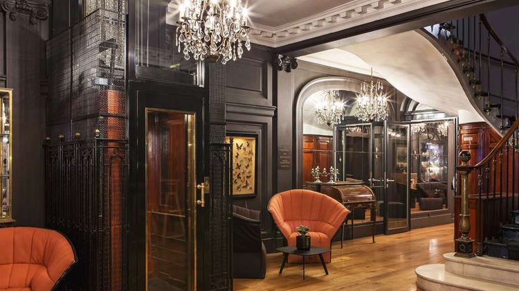 New Hotel Roblin Lobby