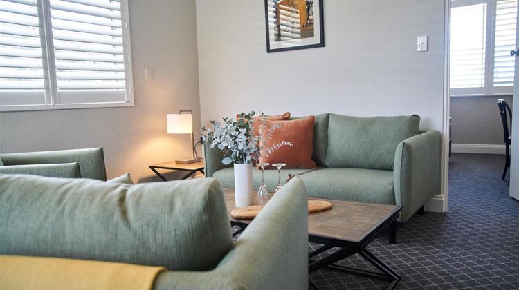 Country Comfort Armidale Room