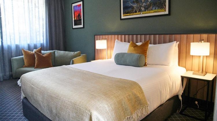 Country Comfort Armidale Room
