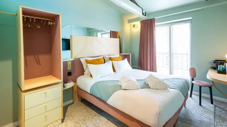 <b>Hotel Amoi Room</b>. Images powered by <a href="https://iceportal.shijigroup.com/" title="IcePortal" target="_blank">IcePortal</a>.