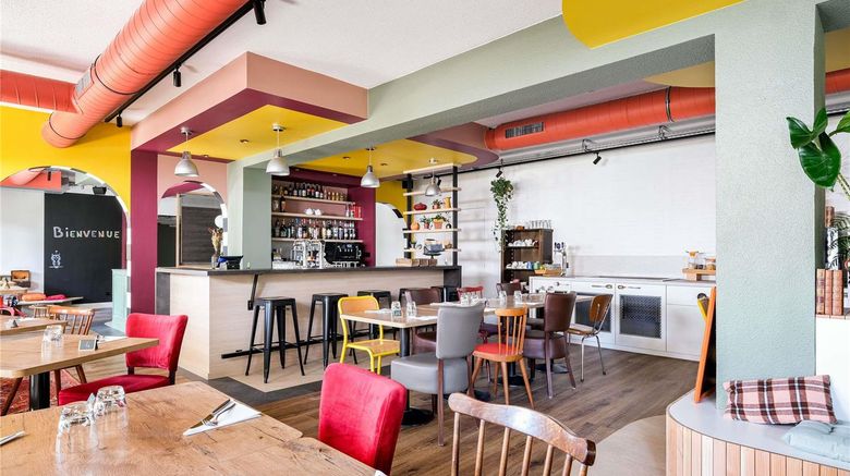 <b>Greet Massieux Lyon Nord Restaurant</b>. Images powered by <a href="https://iceportal.shijigroup.com/" title="IcePortal" target="_blank">IcePortal</a>.