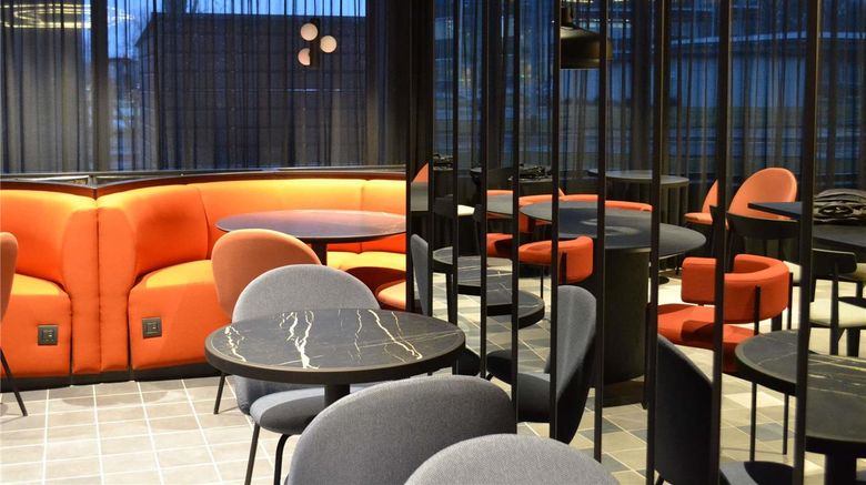 <b>TRIBE Milan Malpensa Restaurant</b>. Images powered by <a href="https://iceportal.shijigroup.com/" title="IcePortal" target="_blank">IcePortal</a>.