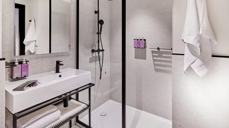 <b>TRIBE Milan Malpensa Suite</b>. Images powered by <a href="https://iceportal.shijigroup.com/" title="IcePortal" target="_blank">IcePortal</a>.