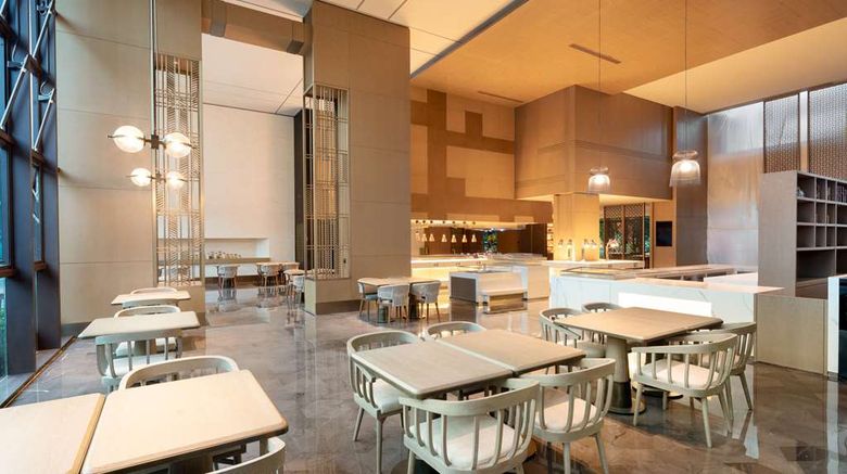 <b>Wyndham Fuzhou Guian Restaurant</b>. Images powered by <a href="https://iceportal.shijigroup.com/" title="IcePortal" target="_blank">IcePortal</a>.
