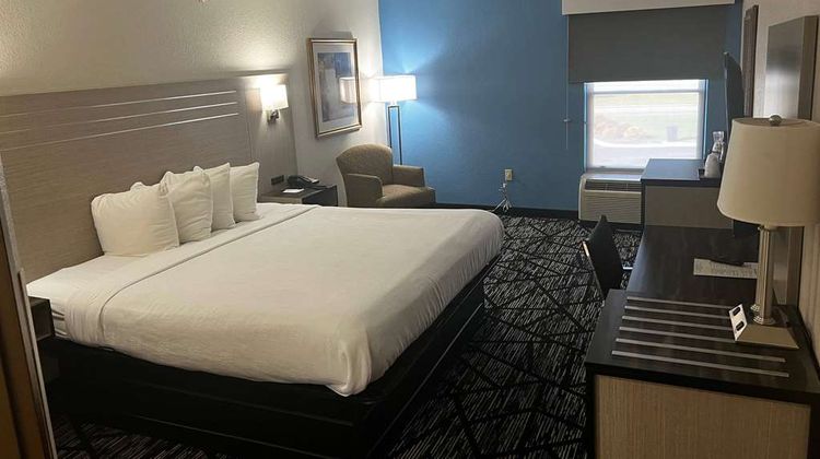 Baymont by Wyndham Monroe Ohio Room