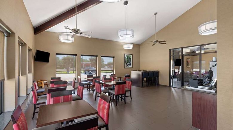 <b>Super 8 by Wyndham Alexandria Other</b>. Images powered by <a href="https://iceportal.shijigroup.com/" title="IcePortal" target="_blank">IcePortal</a>.