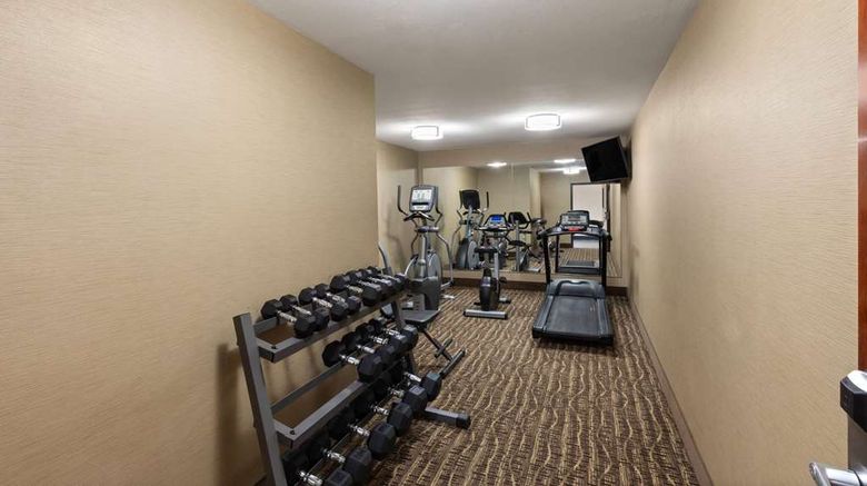 <b>Super 8 by Wyndham Alexandria Health</b>. Images powered by <a href="https://iceportal.shijigroup.com/" title="IcePortal" target="_blank">IcePortal</a>.