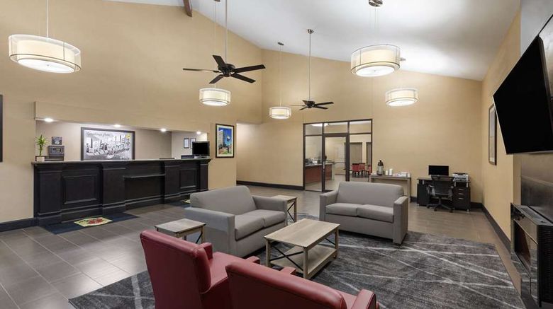 <b>Super 8 by Wyndham Alexandria Lobby</b>. Images powered by <a href="https://iceportal.shijigroup.com/" title="IcePortal" target="_blank">IcePortal</a>.