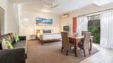 Byron Central Apartments Room