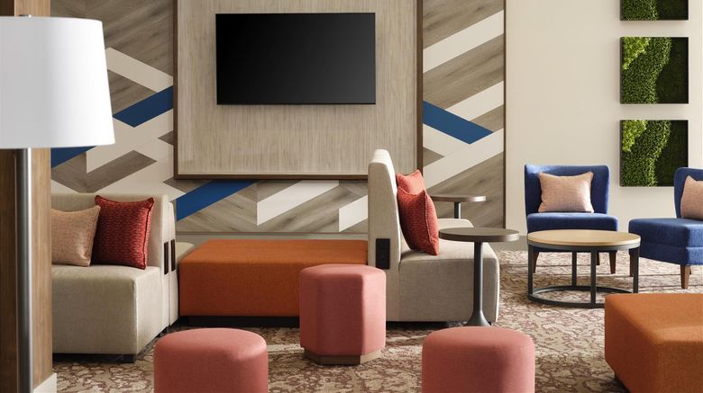 <b>Hilton Garden Inn Merced Lobby</b>. Images powered by <a href="https://iceportal.shijigroup.com/" title="IcePortal" target="_blank">IcePortal</a>.