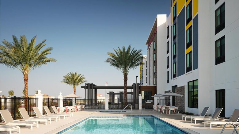 <b>Hilton Garden Inn Merced Pool</b>. Images powered by <a href="https://iceportal.shijigroup.com/" title="IcePortal" target="_blank">IcePortal</a>.