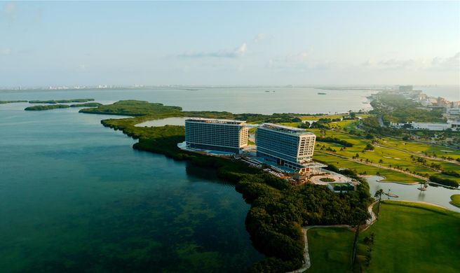 Hyatt Vivid Grand Island Exterior