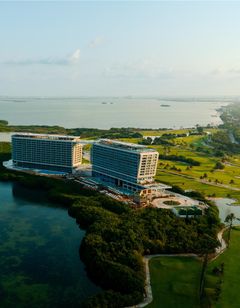 Hyatt Vivid Grand Island