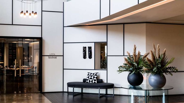 <b>Hotel Litta Palace Lobby</b>. Images powered by <a href="https://iceportal.shijigroup.com/" title="IcePortal" target="_blank">IcePortal</a>.