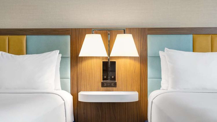 Hampton Inn & Suites Maui North Shore Room
