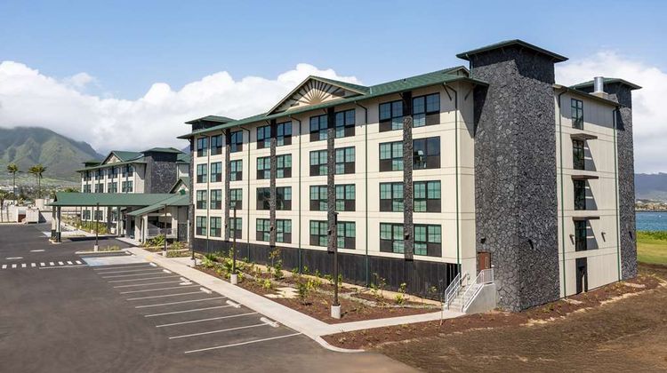 Hampton Inn & Suites Maui North Shore Exterior