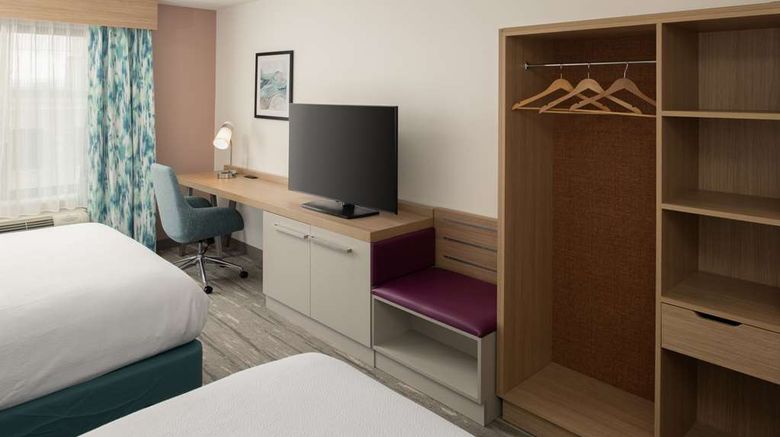 <b>Hilton Garden Inn Tacoma Downtown Room</b>. Images powered by <a href="https://iceportal.shijigroup.com/" title="IcePortal" target="_blank">IcePortal</a>.