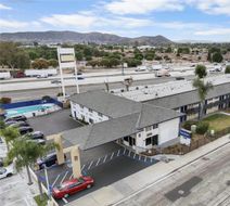 Travelodge by Wyndham Fairplex Pomona Exterior