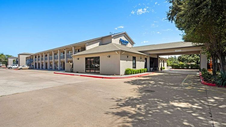 Days Inn Round Rock TX Exterior