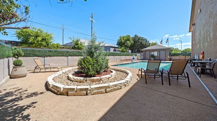 Days Inn Round Rock TX Pool