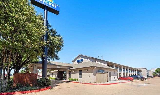 Days Inn Round Rock TX Exterior