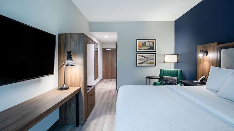 La Quinta Inn & Suites by Wyndham Room