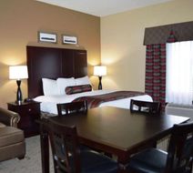 Baymont by Wyndham Ardmore I-35 Room
