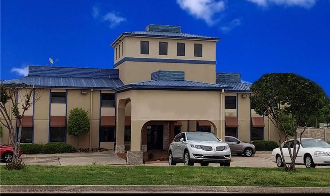 Baymont by Wyndham Ardmore I-35 Exterior