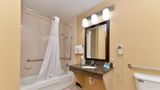 Baymont by Wyndham Ardmore I-35 Room