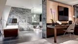 <b>South Place Hotel Room</b>. Images powered by <a href="https://iceportal.shijigroup.com/" title="IcePortal" target="_blank">IcePortal</a>.