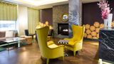 <b>South Place Hotel Lobby</b>. Images powered by <a href="https://iceportal.shijigroup.com/" title="IcePortal" target="_blank">IcePortal</a>.