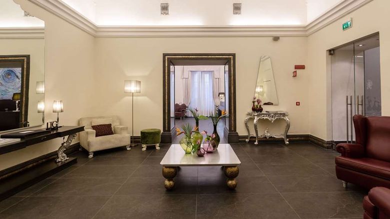 <b>Palazzo Caracciolo Naples Lobby</b>. Images powered by <a href="https://iceportal.shijigroup.com/" title="IcePortal" target="_blank">IcePortal</a>.
