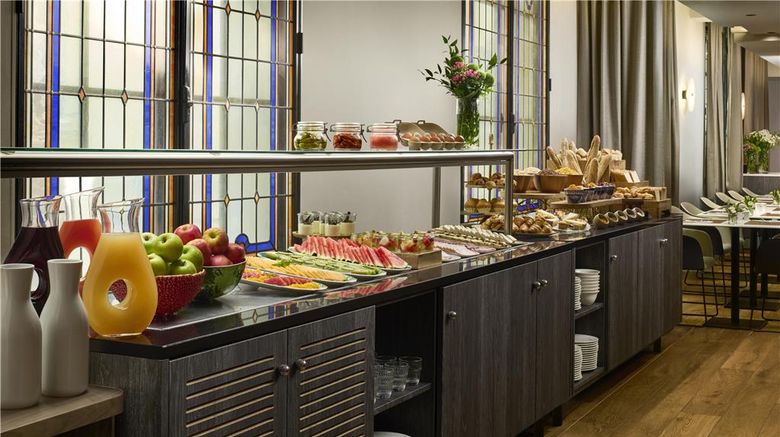 <b>NH Paris Gare de l'Est Restaurant</b>. Images powered by <a href="https://iceportal.shijigroup.com/" title="IcePortal" target="_blank">IcePortal</a>.