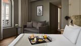 NH Paris Champs-Elysees Suite