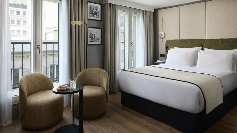 <b>NH Paris Champs-Elysees Room</b>. Images powered by <a href="https://iceportal.shijigroup.com/" title="IcePortal" target="_blank">IcePortal</a>.