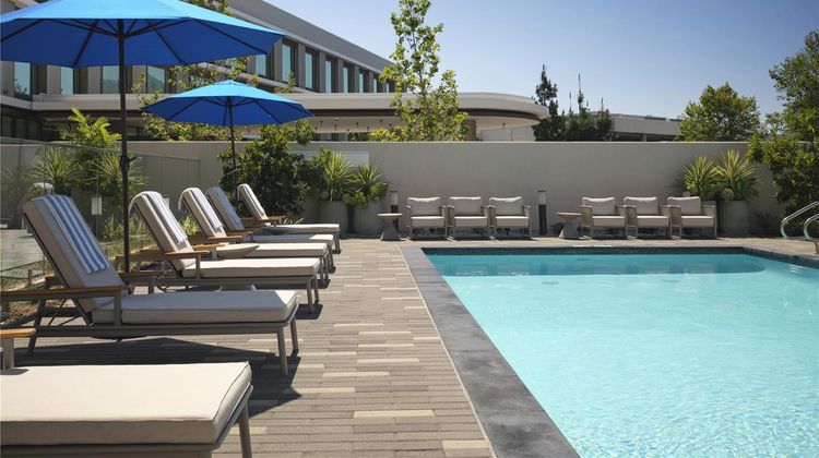 Hilton Arcadia Pool